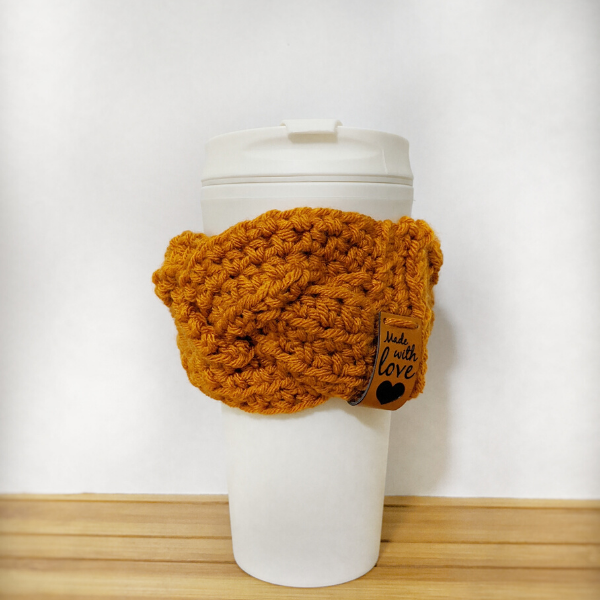 Braided Crochet Cup Cozy – Free Pattern