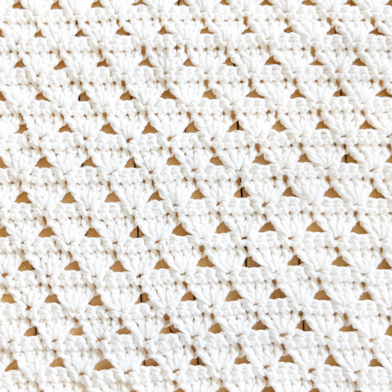 easy crochet shell stitch tutorial that includes a guided video tutorial