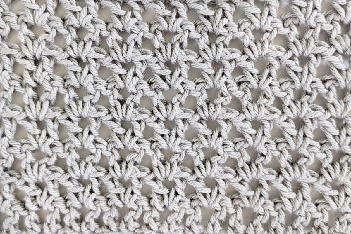 an up close photo of the double crochet v-stitch