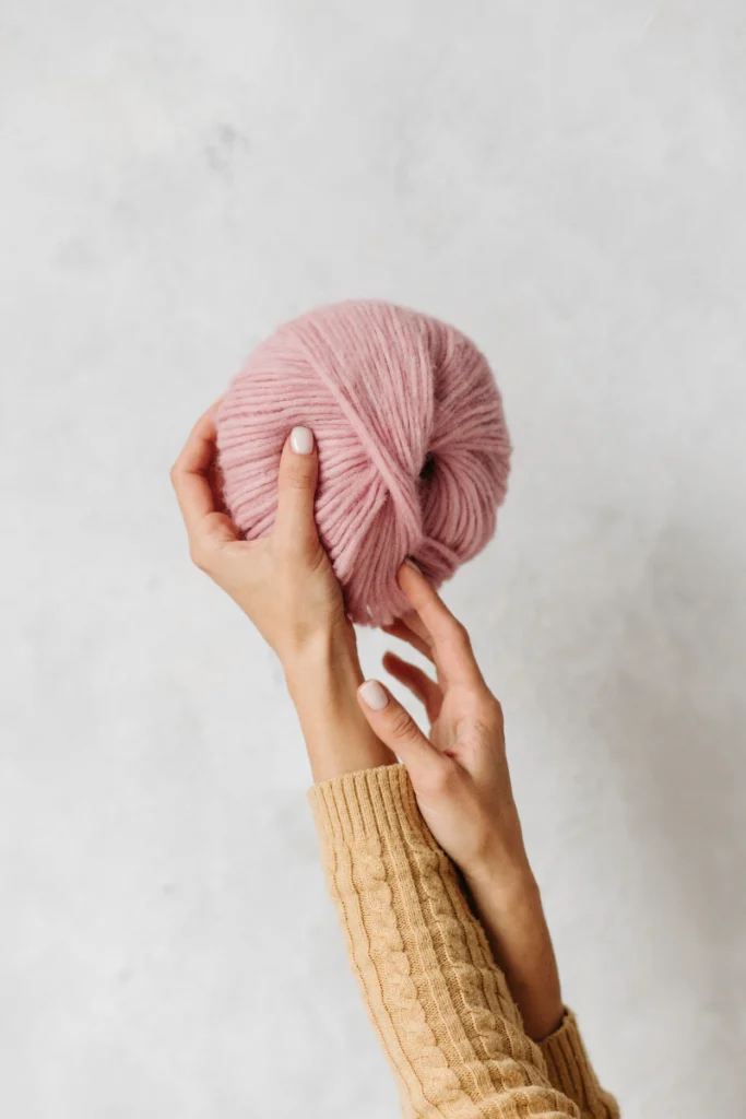 best yarns for crochet beginners, a list of the 5 quick crochet tips