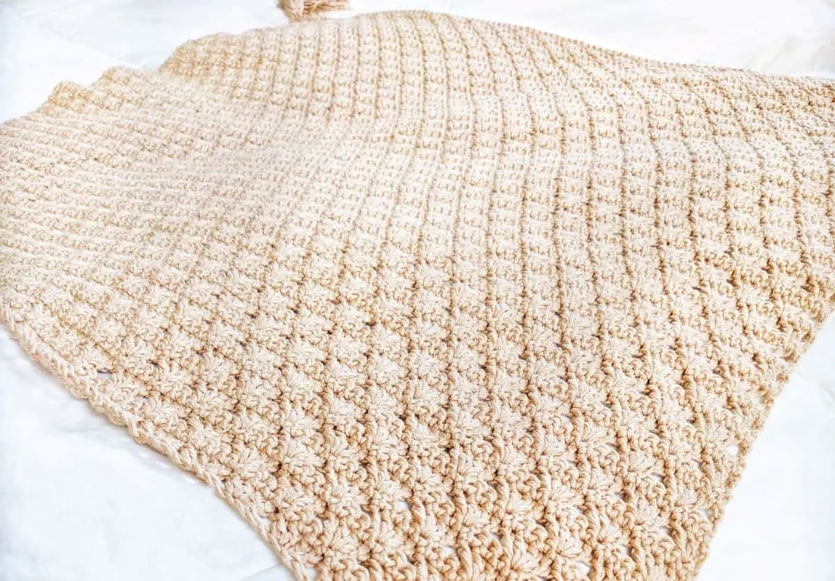a full view of the crochet shell stitch baby blanket pattern