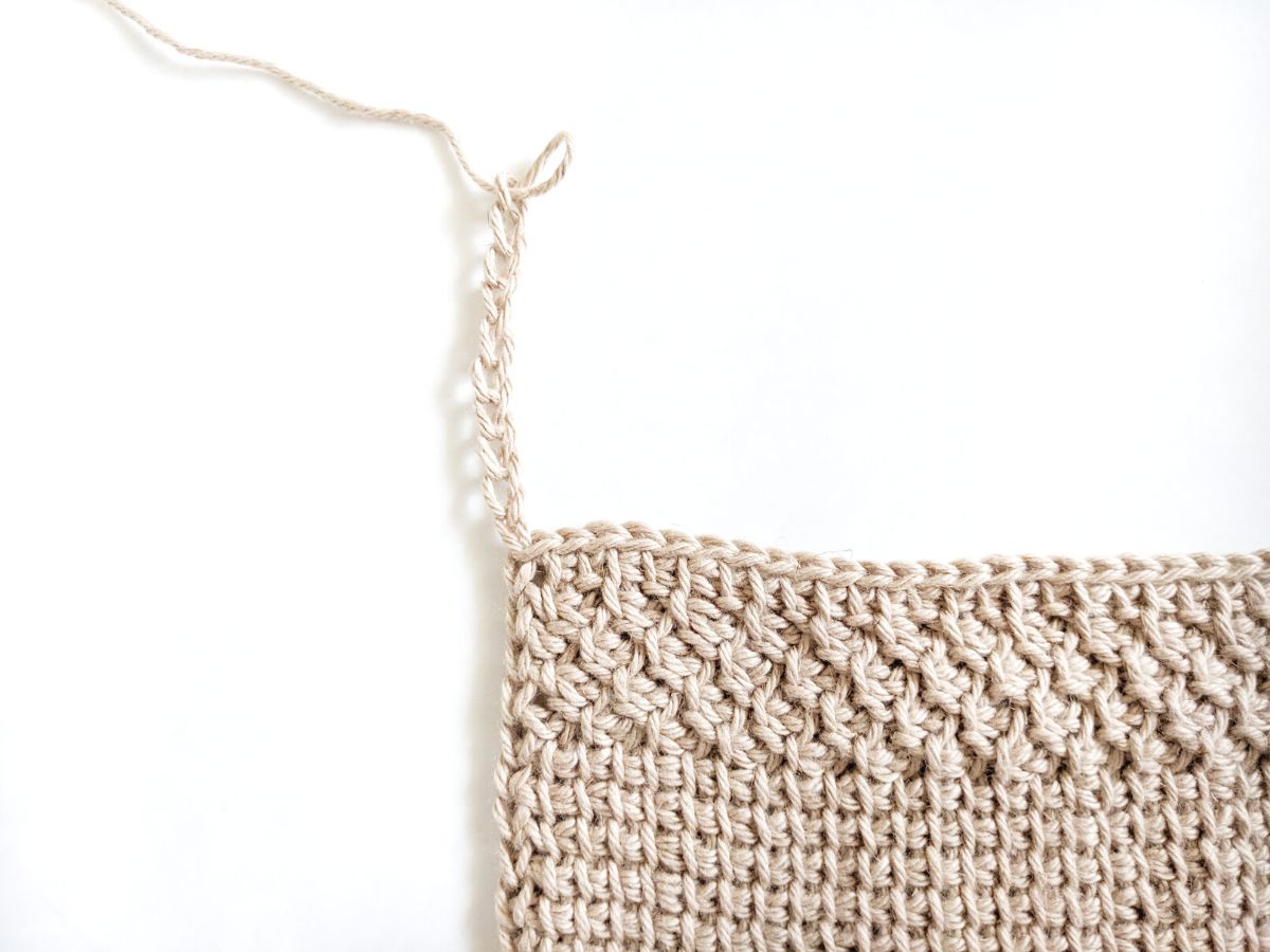 how to crochet a hanging loop on your dish towel part 1