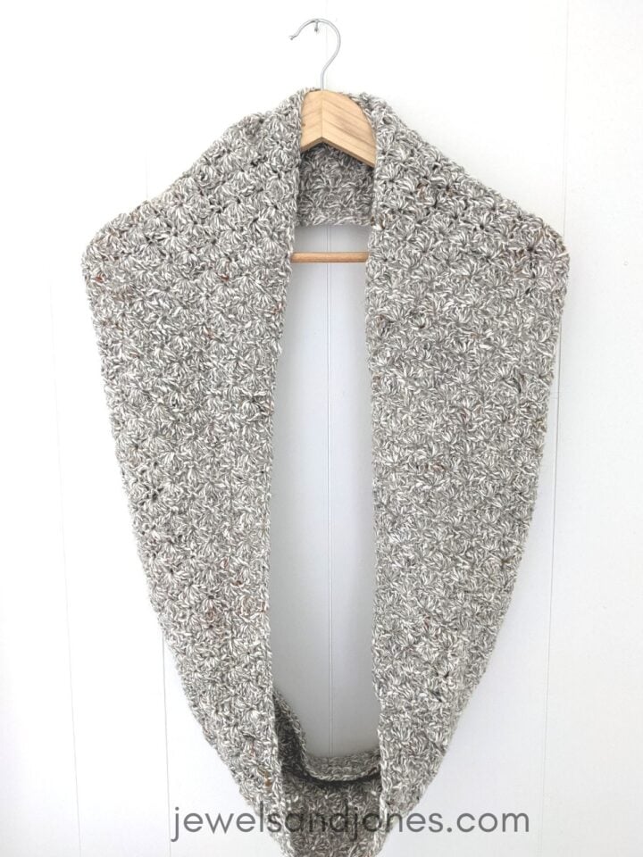 Free Crochet Shell Stitch Infinity Scarf Pattern Jewels and Jones