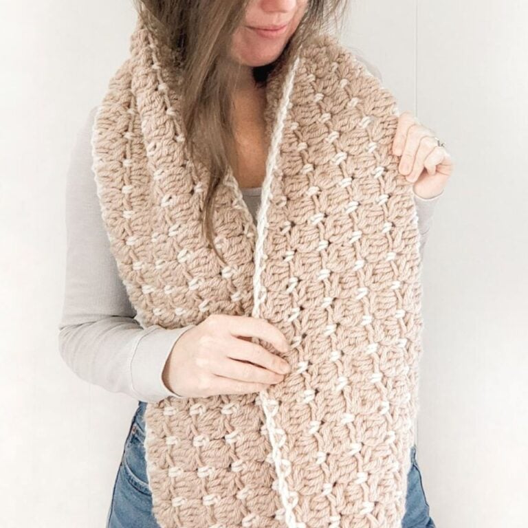 A bulky weight crochet infinity scarf pattern.