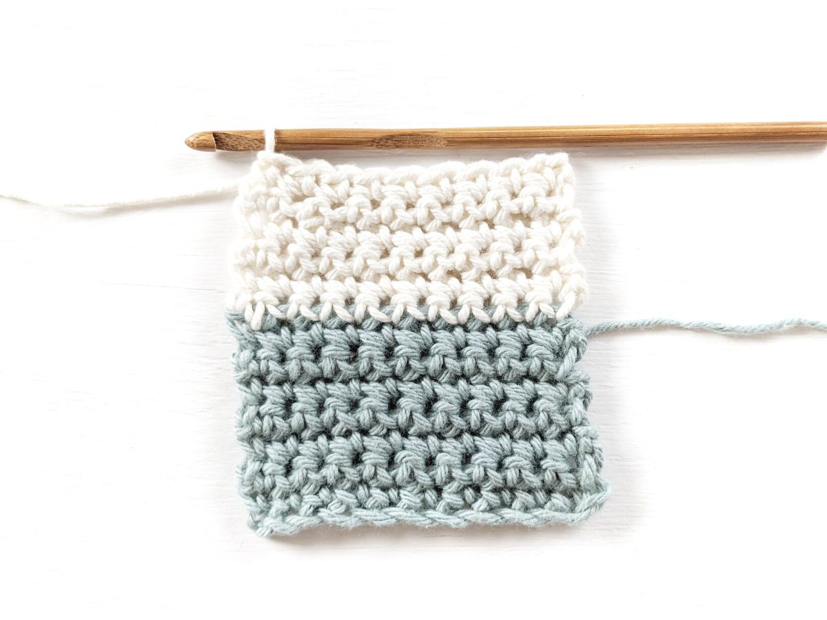 A seamless crochet color change using 2 colors. 