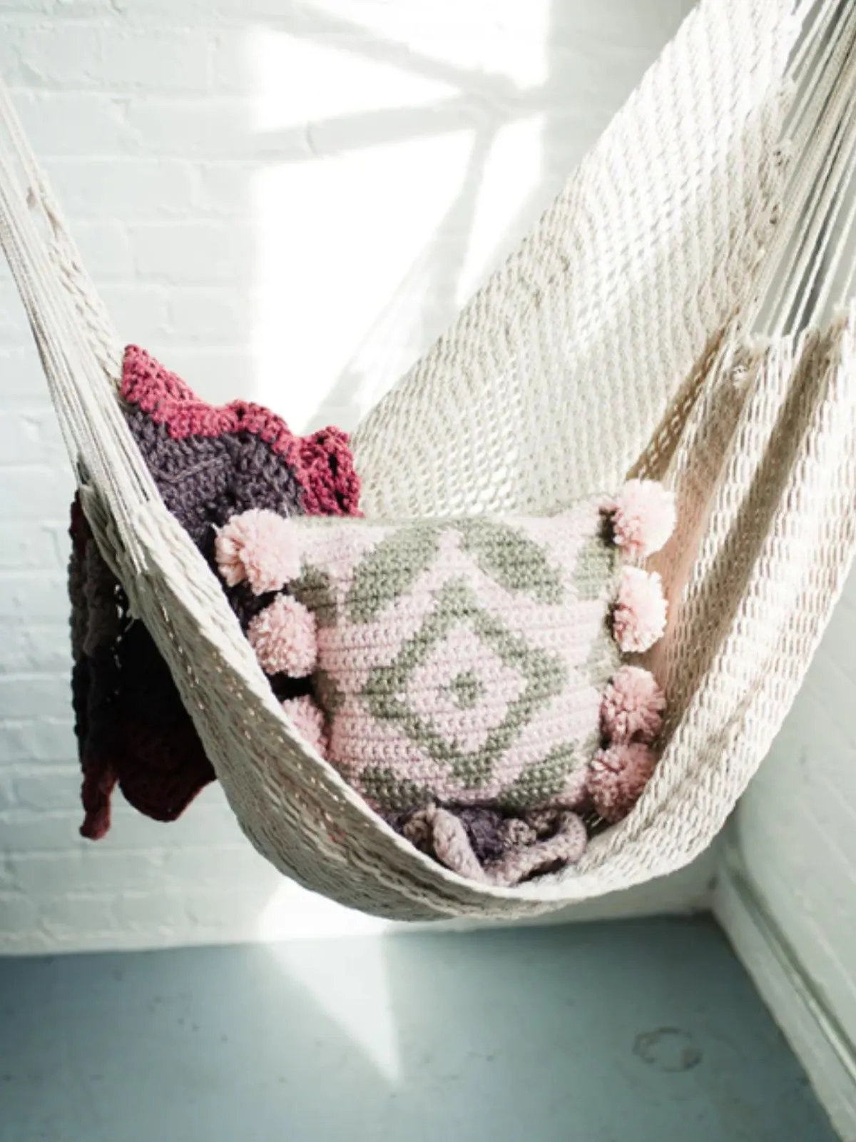 Free Boho Pom-Pom Crochet Pillow Pattern
