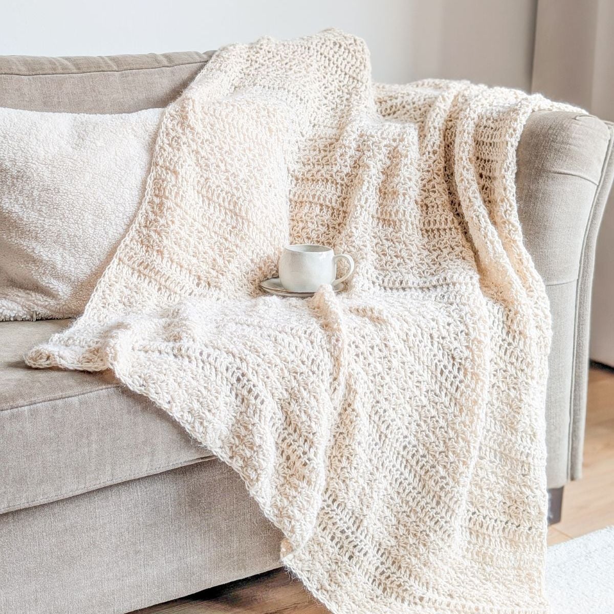 A free large crochet blanket pattern.
