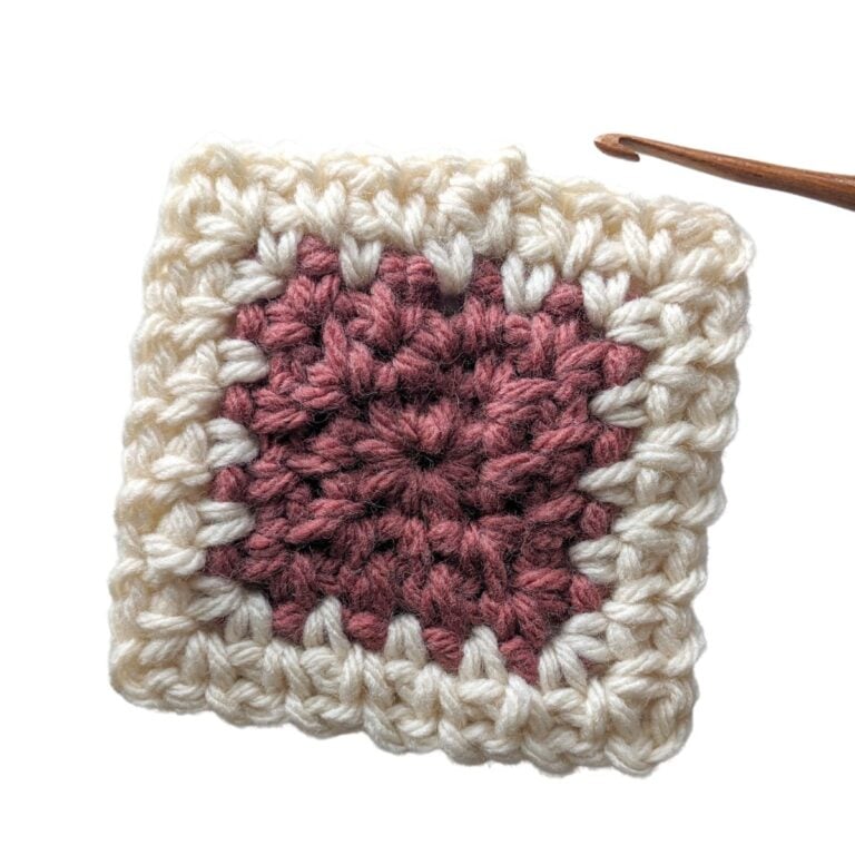 Moss Stitch Square Color Change Tutorial.