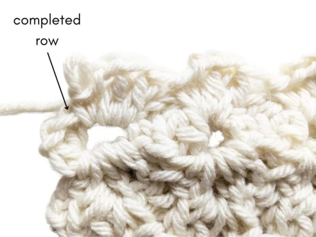 Easy One-Row Repeat Crochet Blanket Pattern | Jewels and Jones