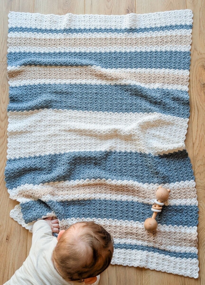 Easy Striped Crochet Baby Blanket Pattern | Jewels and Jones