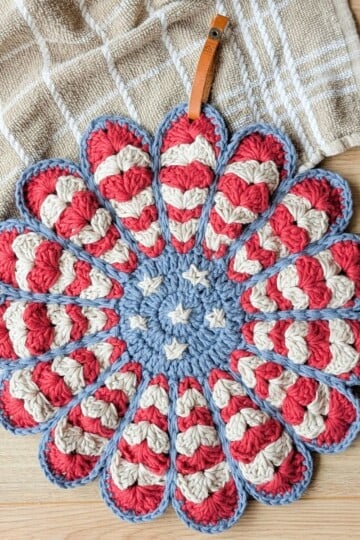 A 4th of July inspired crochet flower potholder.